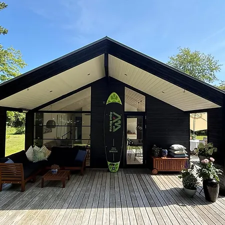 Moderne Og Stilrent På Nordkysten * Vejby