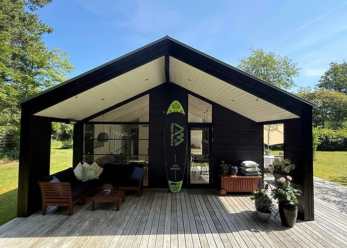 Modern And Stylish Summer